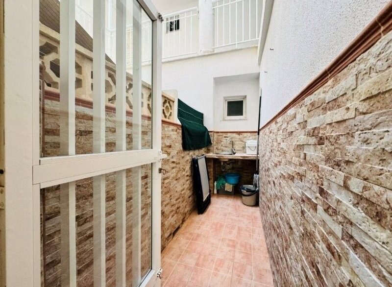 o_1jh114nh2qlg120h15op51n10fk27