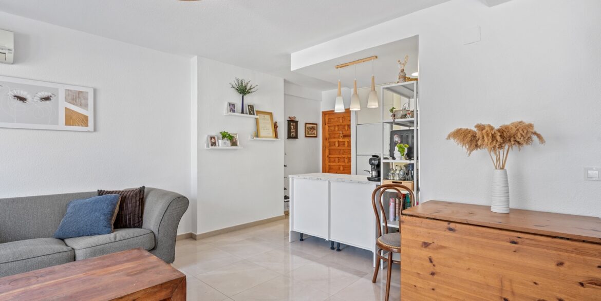 o_1jh1gtmq414d21gsl1q1a14jrn7k2i