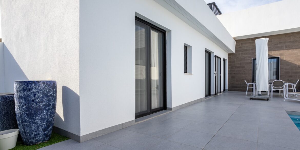 o_1jh1idh1k9dnql1oq34ee1dlu3p