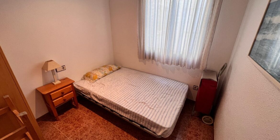 o_1jh6fn5gatmn1peqq9b1aipn5d1t