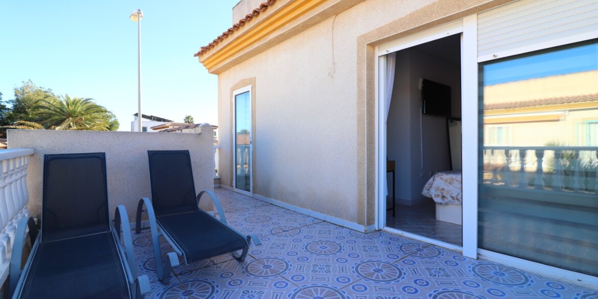 o_1jh6mcotrbcq1q8nu531dlh181k2o