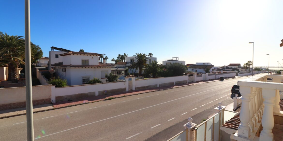 o_1jh6mcotrjdp1s3q1qro1imbsg532