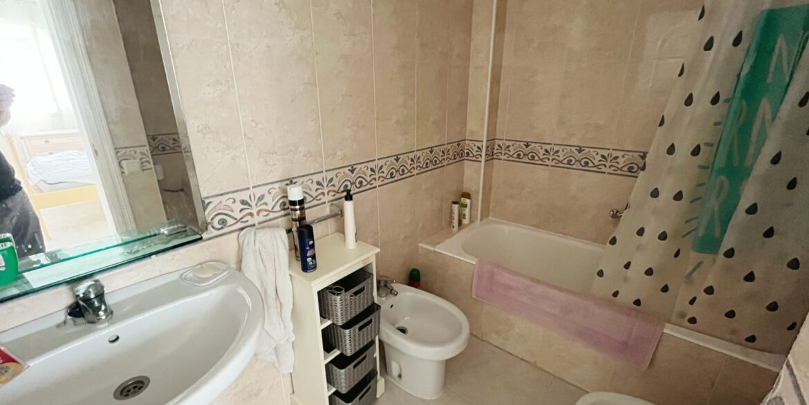 o_1jh8ht4tm13kmf2vu96185h1t4l2b