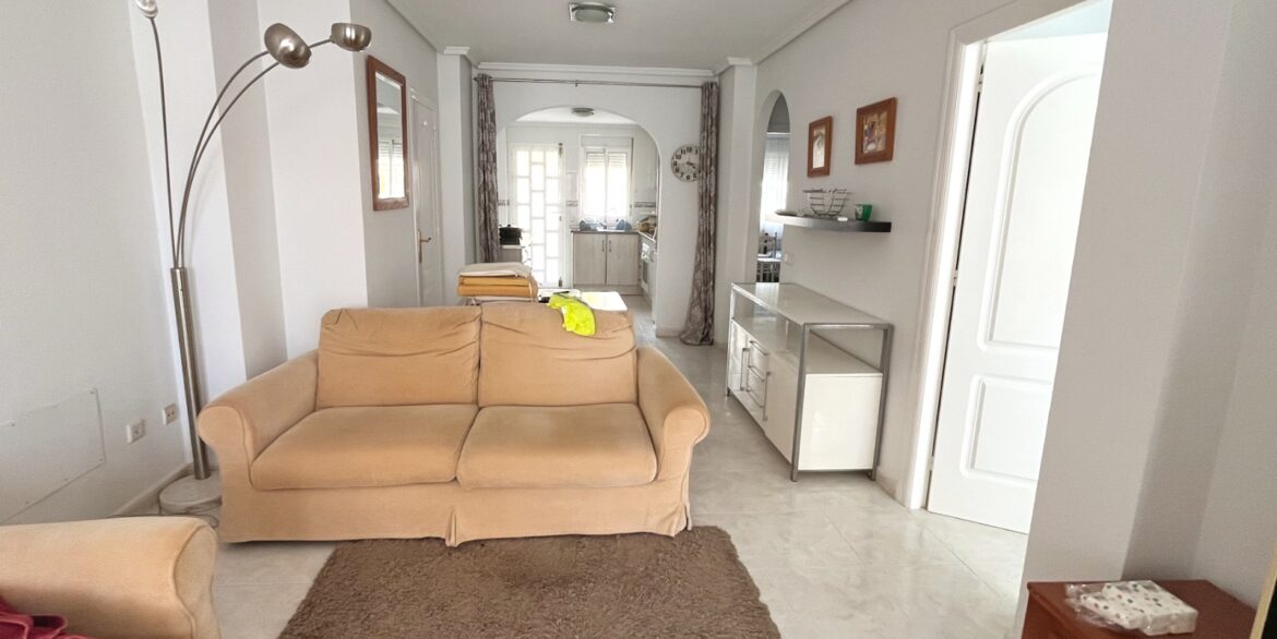 o_1jh8ht4tm1bf41o36an313ng11uu2c