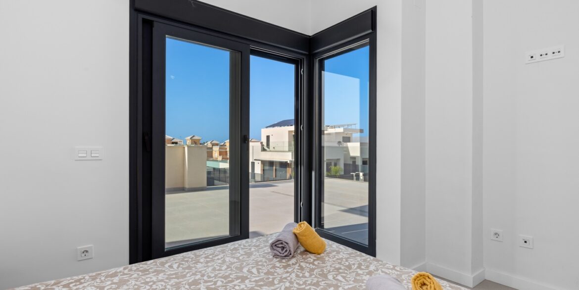 o_1jh97sdjvbpb1og51fcv1g791gm2j