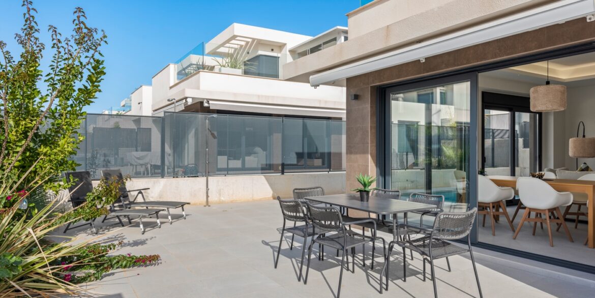 o_1jh97sdk017ilef11pgb1v3rbko3a