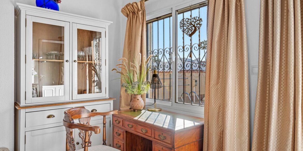 o_1jhisjb3g1kjv1pssf8ghd191i44