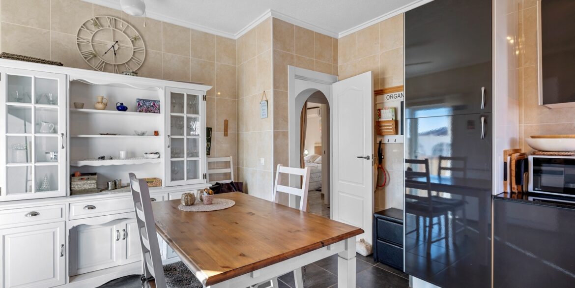 o_1jhisjb3g1t7198c1at8rdk1vvf3s