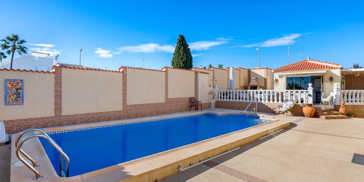 o_1jhisjb3giat1f2pbaav451gnq33