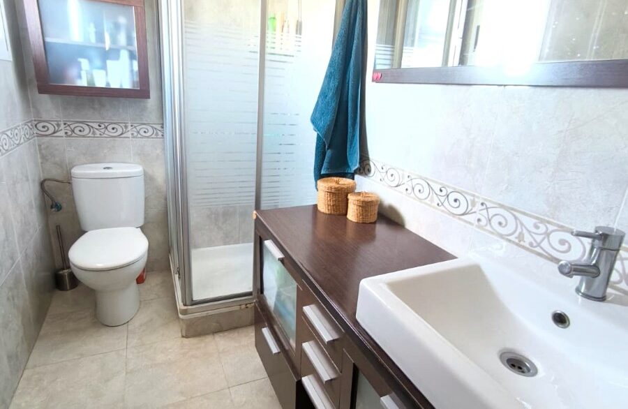 o_1jhj6rat4ki15ds1lke1jhk1hlv2h