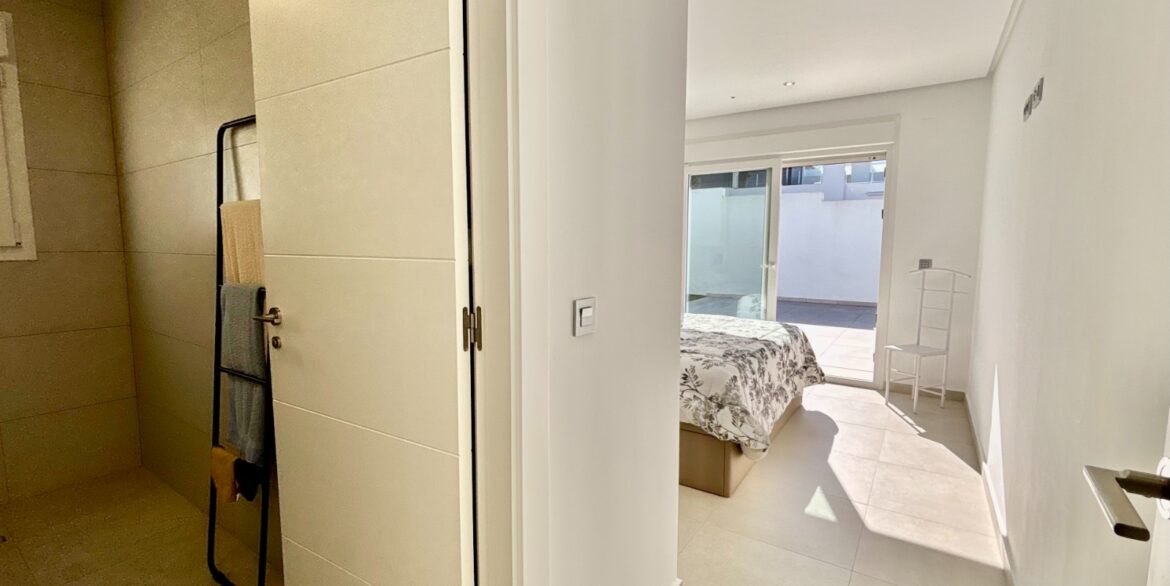 o_1jhjf0i3d1s5hol9rv4jb9d7p2g