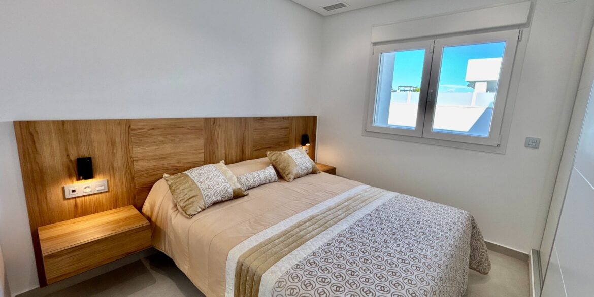 o_1jhjf0i3dge51nbk1qsklk1ae22h