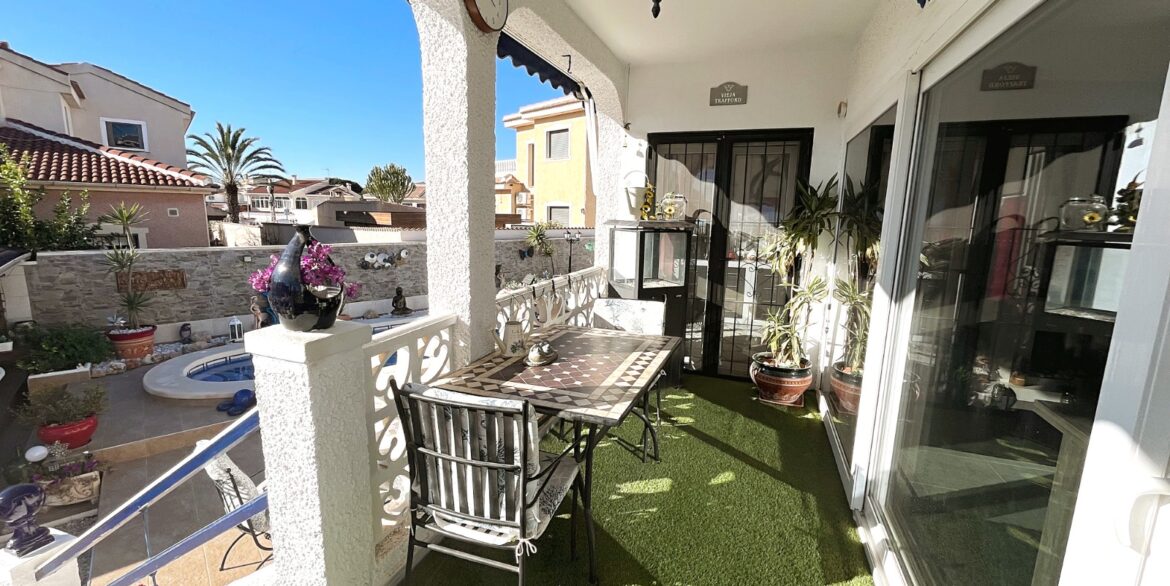 o_1jho34huj1coinru4k5187f195h2u