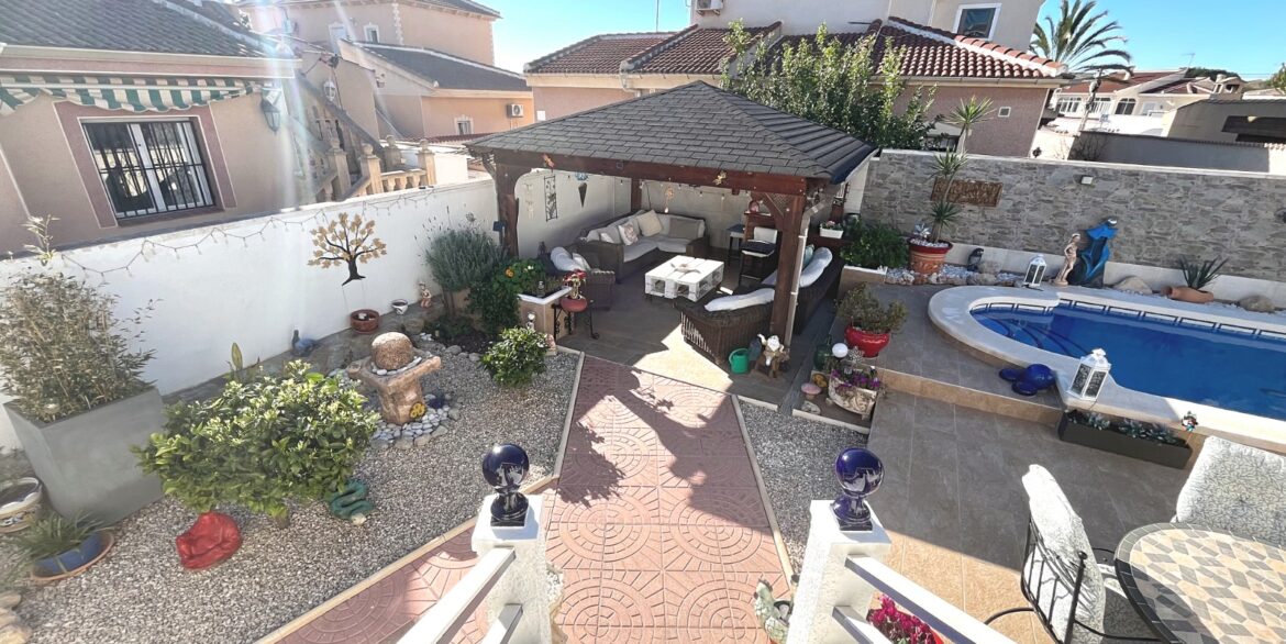 o_1jho34hujtnsleu9jskbqtgu2t