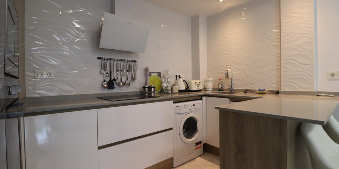 o_1jhqjva76skrdiv1f8p15hdmmh2f