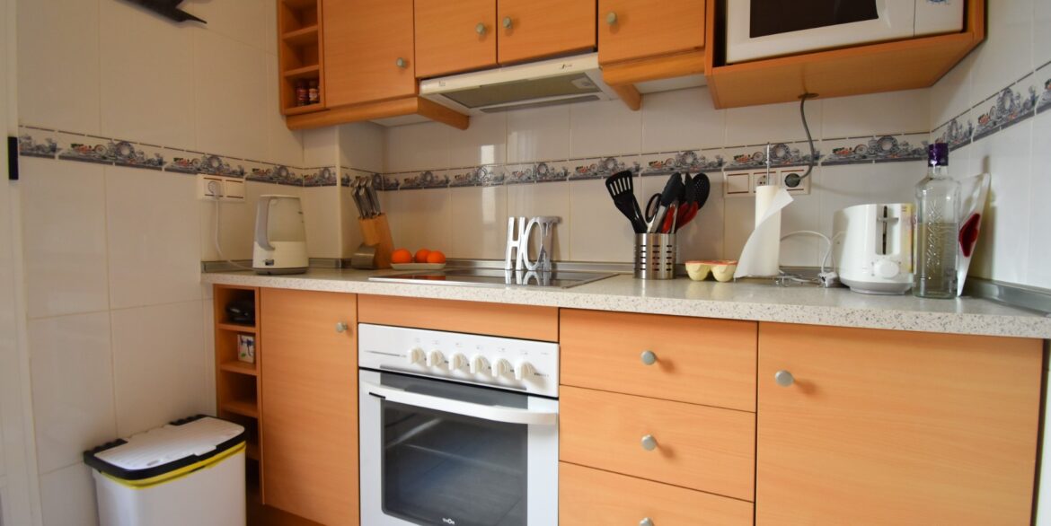 o_1jhr3tmqe17s716v26mdtmlqn20