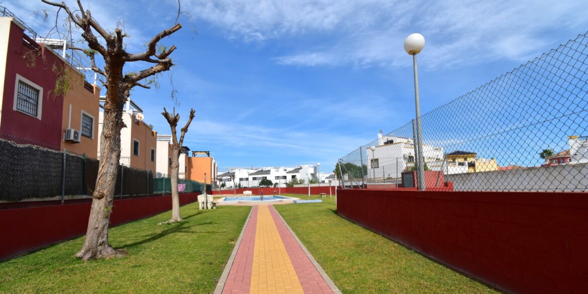 o_1jhr3tmqe19c3ahj1g0518k31an42a