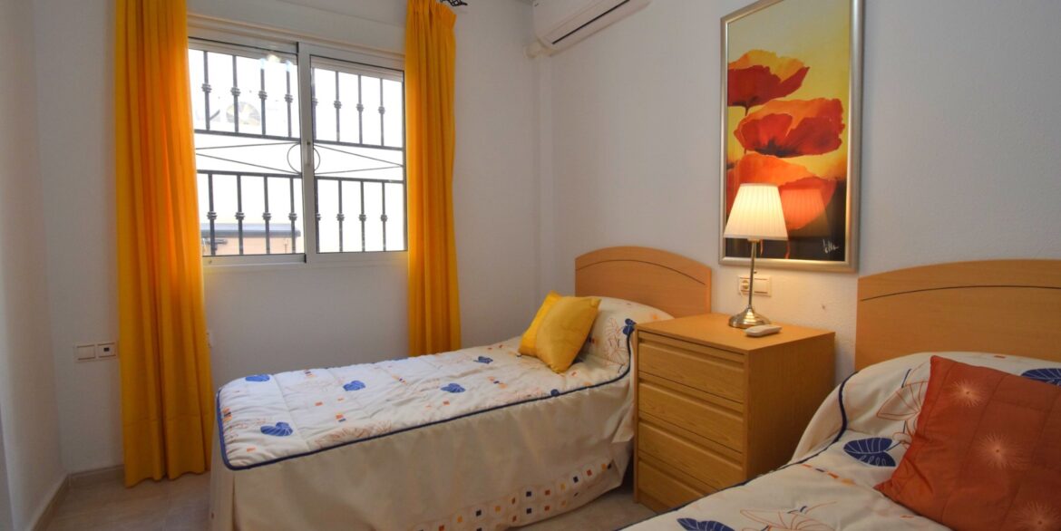 o_1jhr3tmqe1cn8eddr4uj5106i25