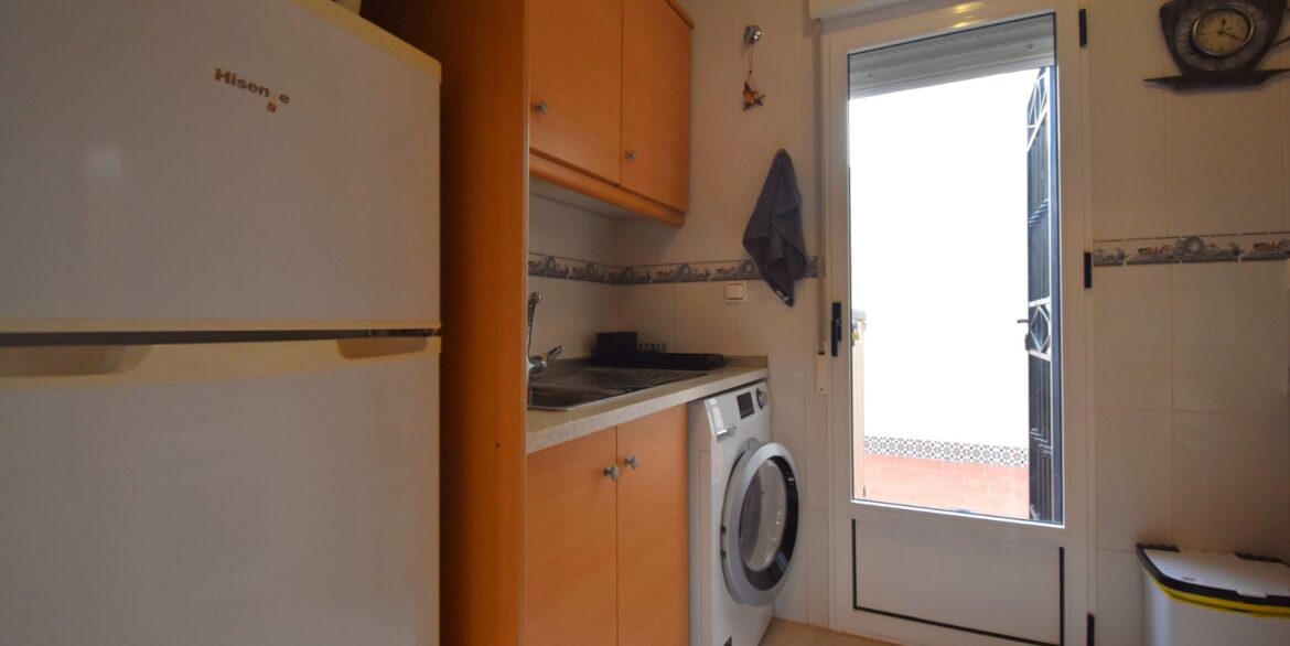 o_1jhr3tmqemmtuuv1il8joikvl21