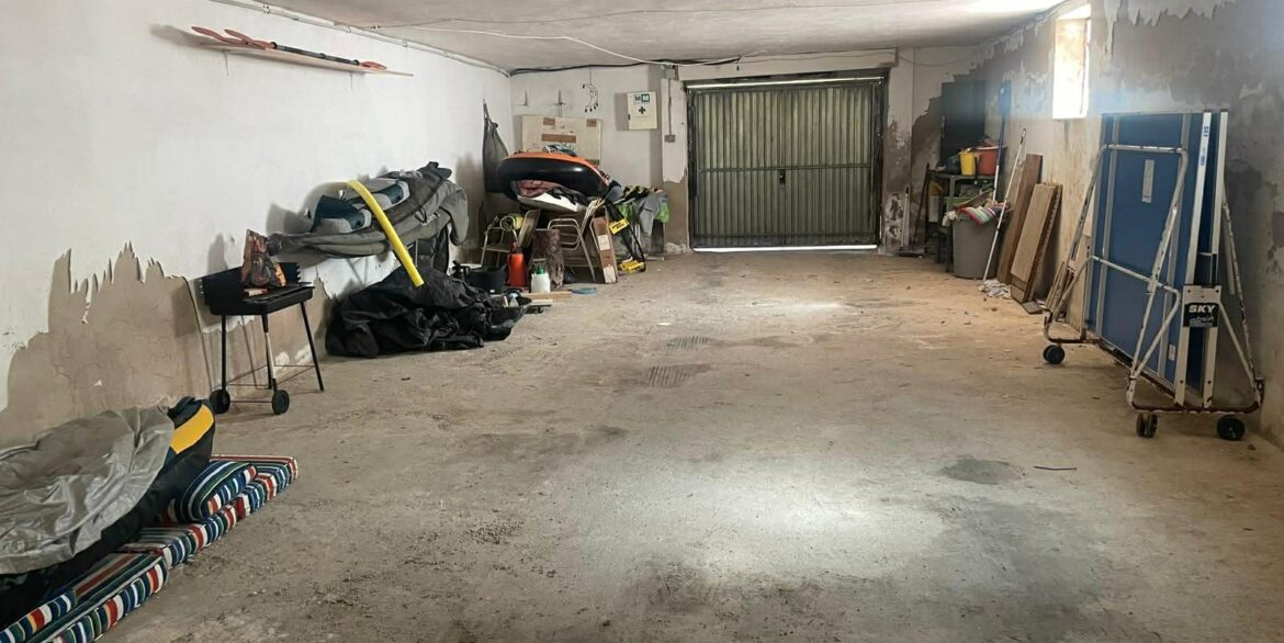 o_1jhr4duur1fia3ud1mrk9od8e72j