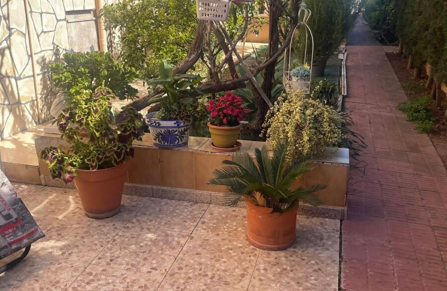 o_1jhr4duur1fp41p8s1f4f1hi1fm628