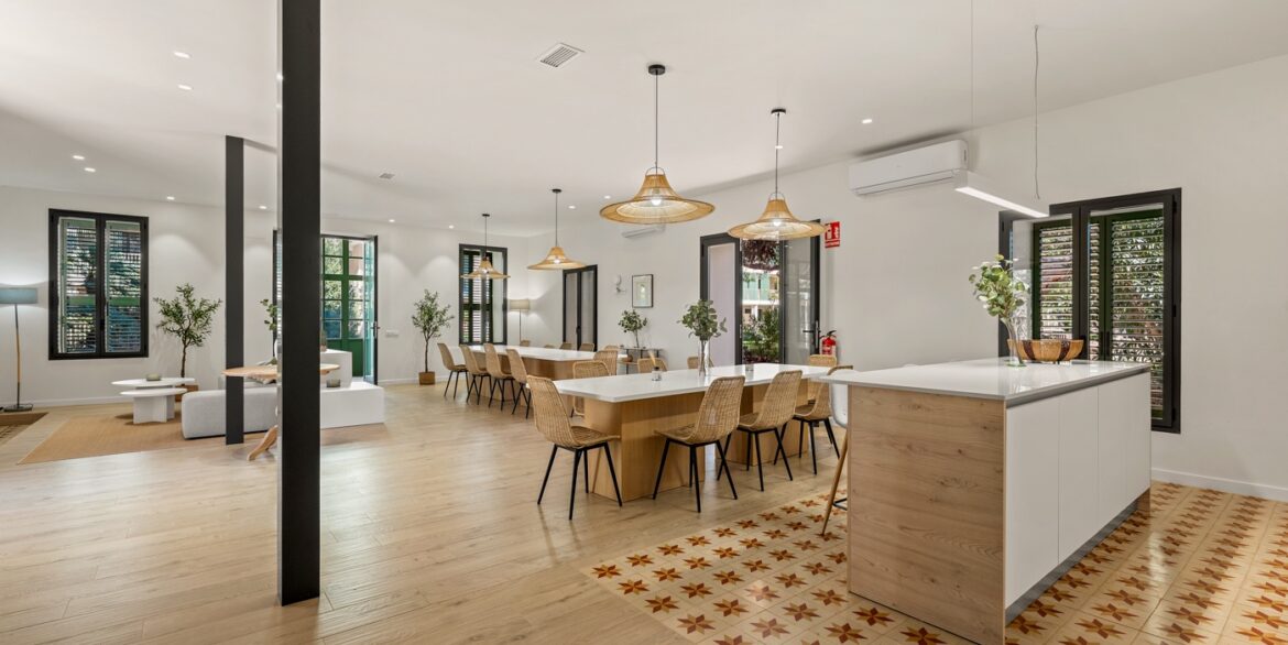 o_1jht5bhgl1empigt1dll1q9613c043