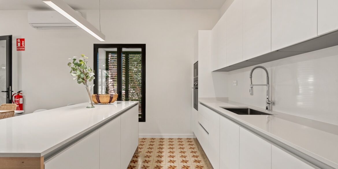 o_1jht5bhgl1ldc1svpo69dku1v7i44