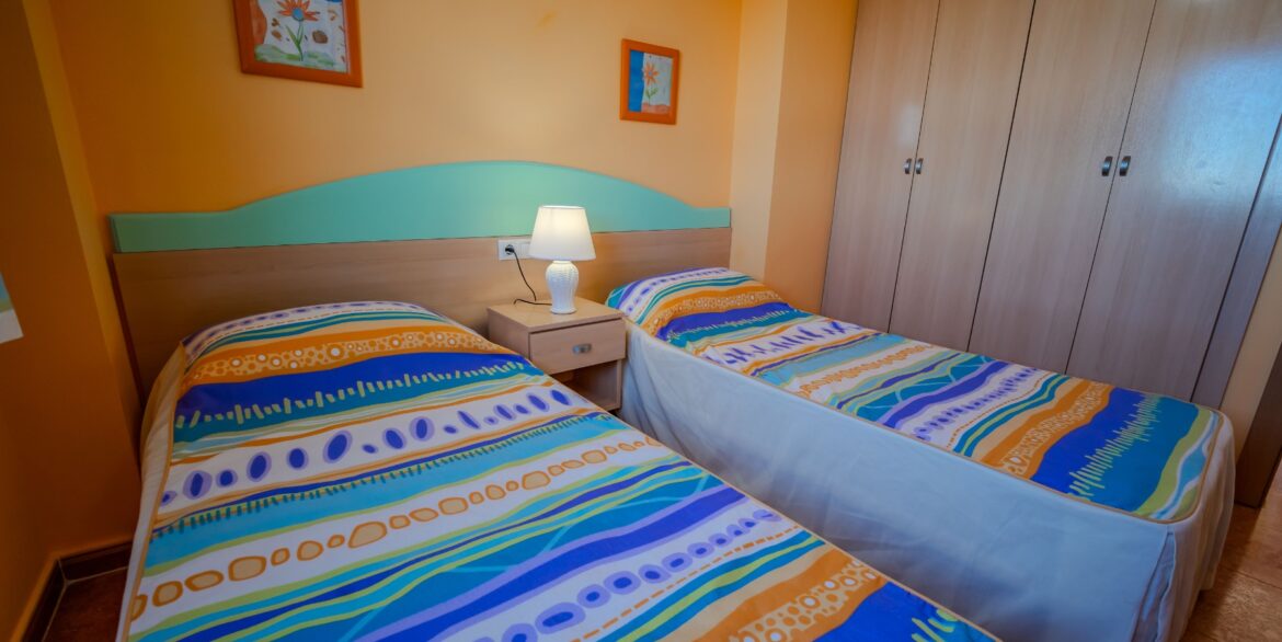 o_1jht9k4kh8307a6s3gd8abrk2t