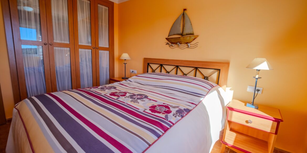 o_1jht9k4khueec0t22rc1514m72q