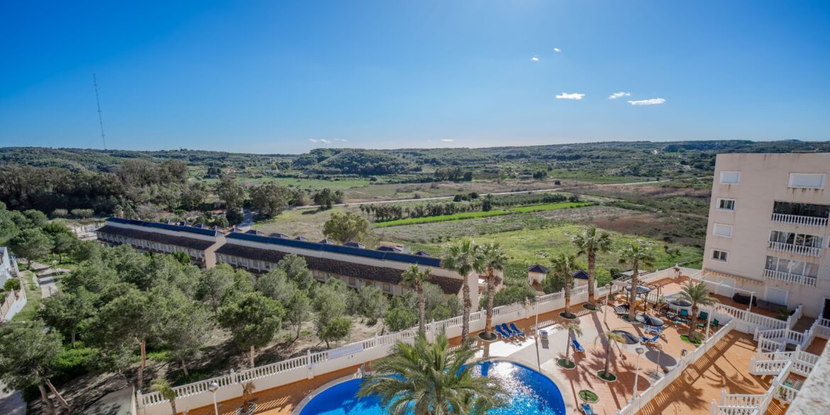 o_1jht9k4ki1b4n18s01t451mb71oi636