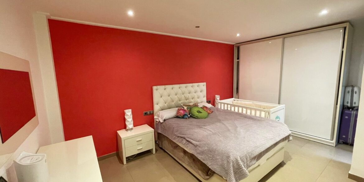 o_1jhtc30cp1egu1aq51v831u9659124