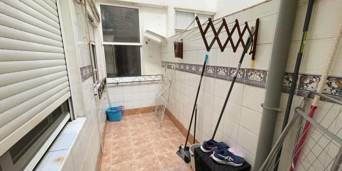 o_1jhtc30cp8o89in12lj12mj1l8c2c