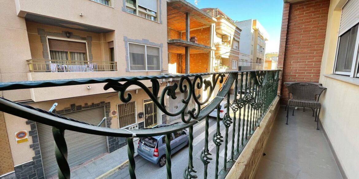 o_1jhtc30cpkbiatq1ci0fu1j5d2h