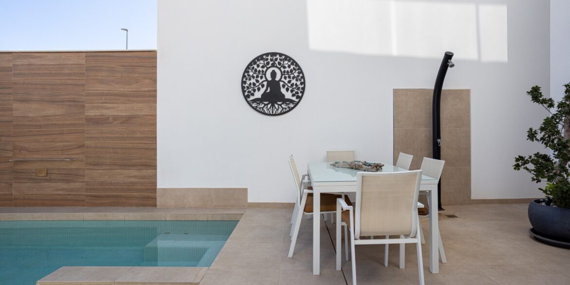 o_1jhtim2dh9ki1sp18hl1cpu139r46