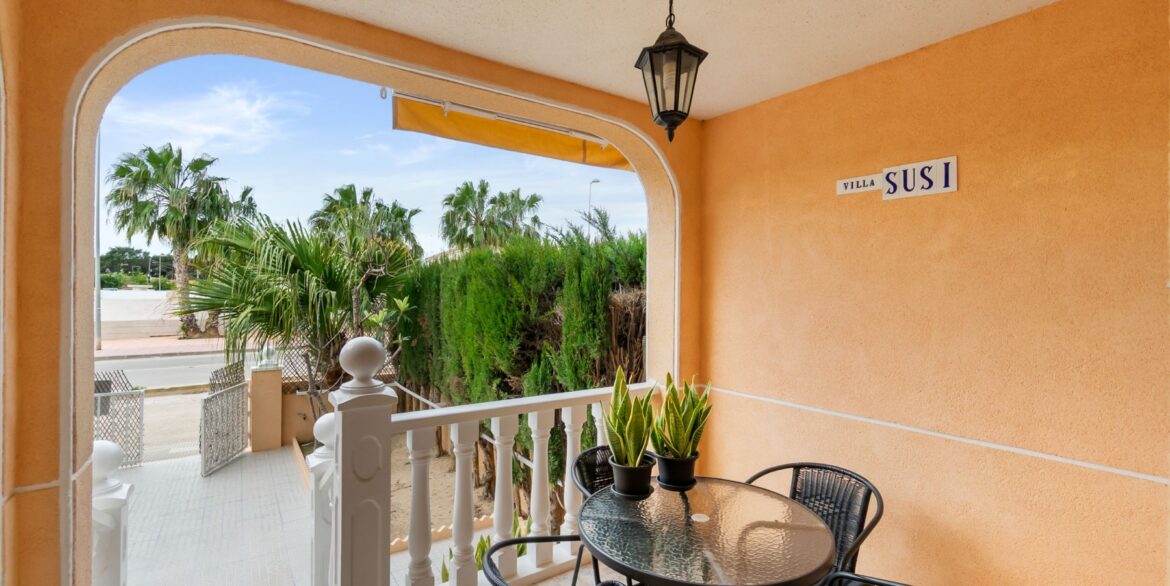 o_1jhtki0ad82dd415c1avh16h22j