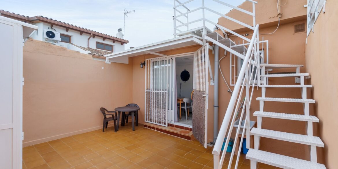 o_1jhtki0adj0bgvmjkl3mp1klu2g