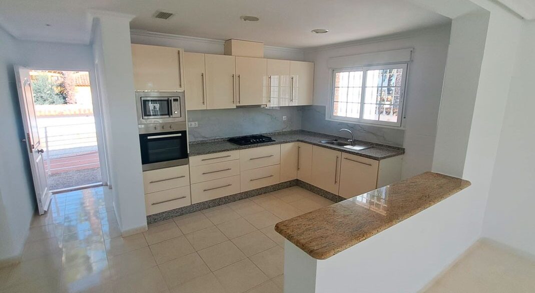 o_1jhtn7d3j8j31q9al0o1a2a111026