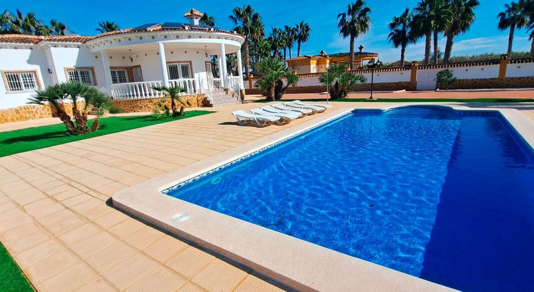 o_1jhtn7d3khcq1ltdaq42cspi2p