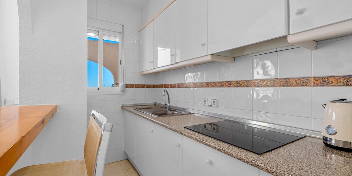 o_1ji3em111h0e1uaa7s14rf16ch2v