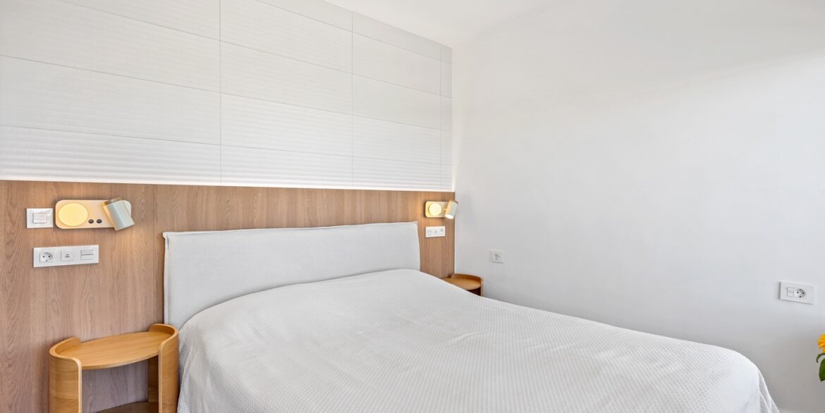 o_1ji4ugvk71d4j7om4e8psjuuv2l