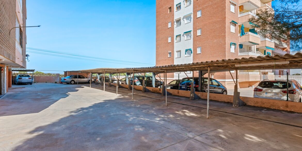 o_1ji4ugvk71e2j7j48b1qp4rve33