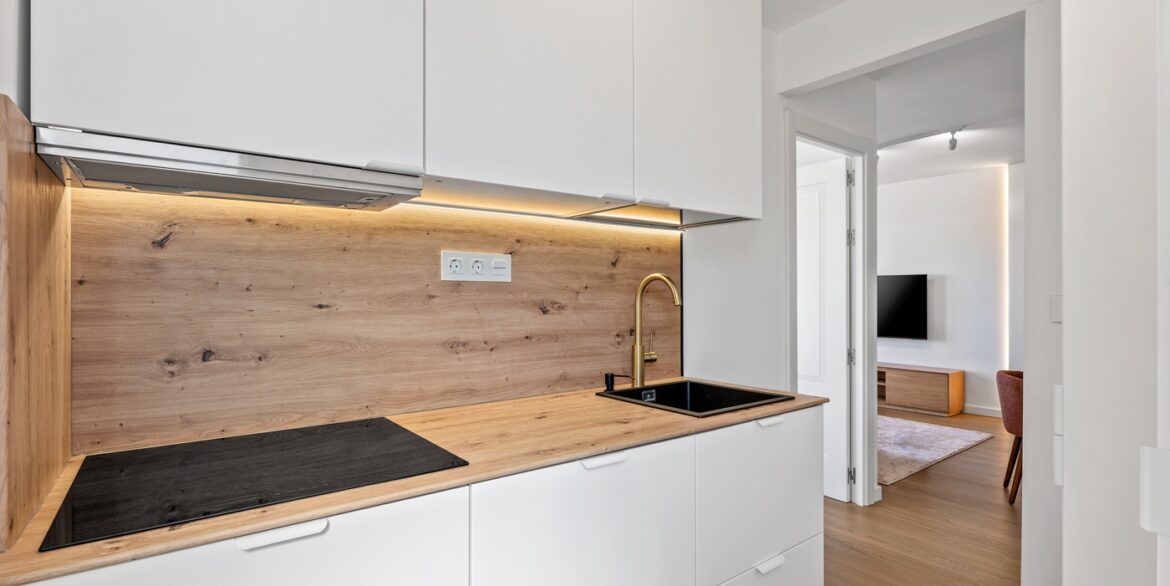 o_1ji4ugvk71qei1v7h10b1viv84j2q