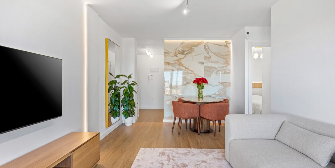 o_1ji4ugvk71vct8561f8ha49jt2j