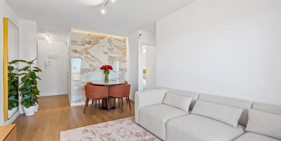 o_1ji4ugvk77uiaou1e101tbpumh2i