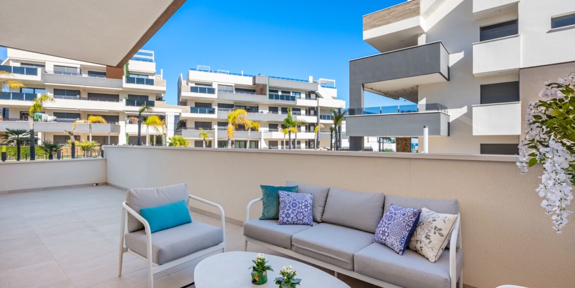 o_1ji52vnos1jrv1kkd1mvce0p1o593i