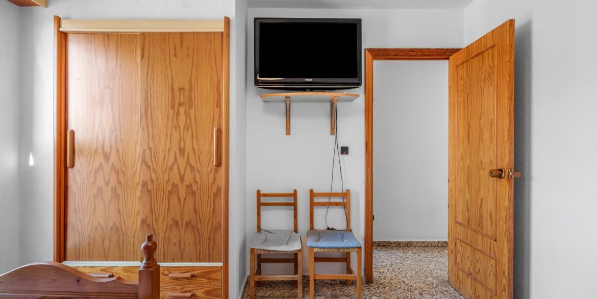 o_1ji59krmfbfmd311hn51uc01naa38