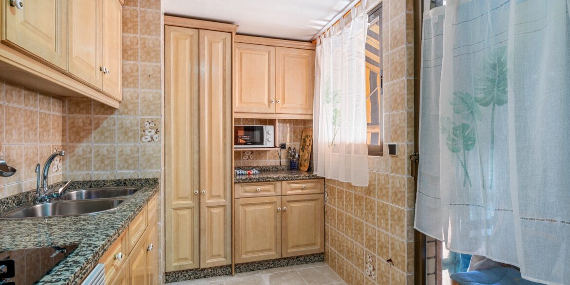 o_1ji59krmg1a2v1bgl1b8ugpq136h3d