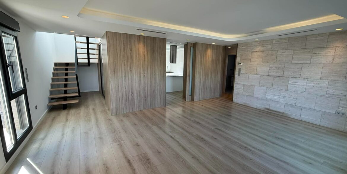 o_1ji7u9evsl7kskb1mtd7h71ckn2a