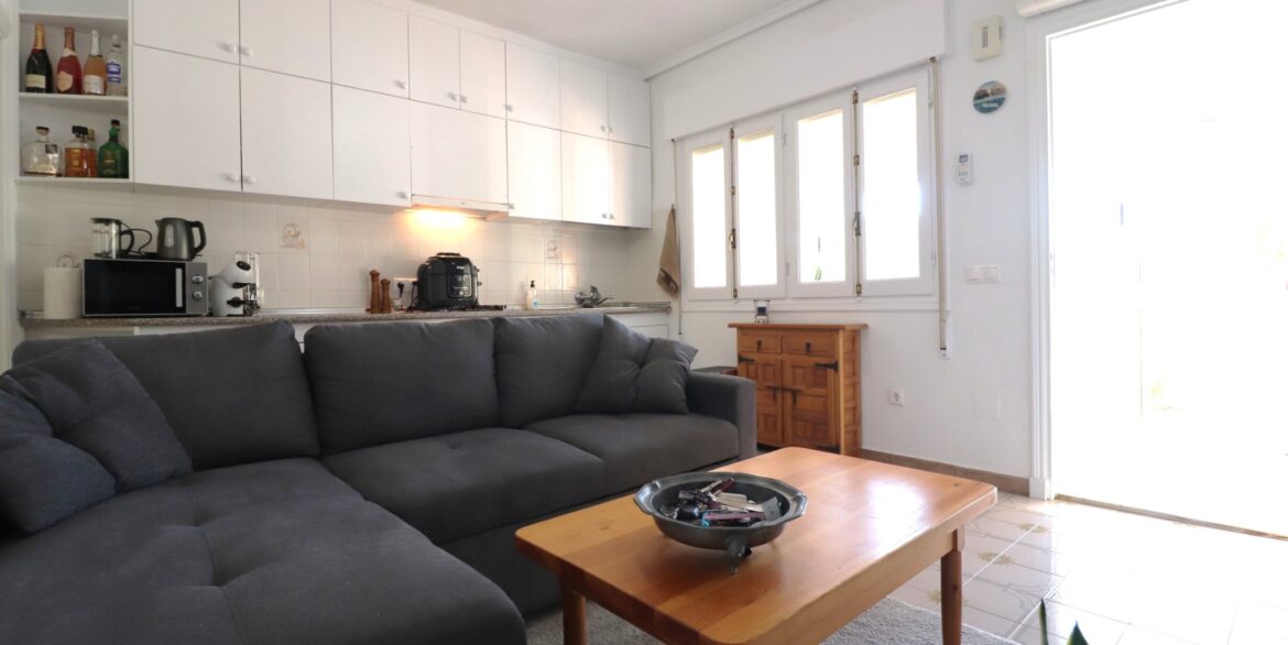 o_1ji7vkev91uuh18c61g3j159ppgv1u