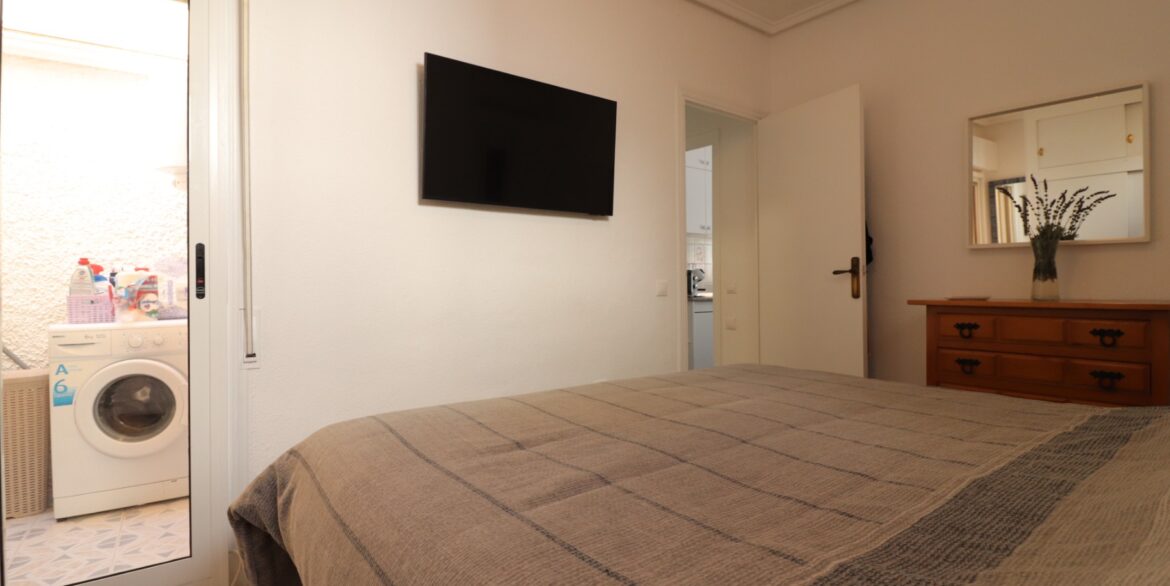 o_1ji7vkev93n4rjern21fi122j25